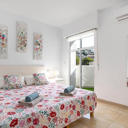 דירות בנאלמדנה Atico Frente Al Mar - Vistas, Piscina, Terrazas, Parking! מראה חיצוני תמונה
